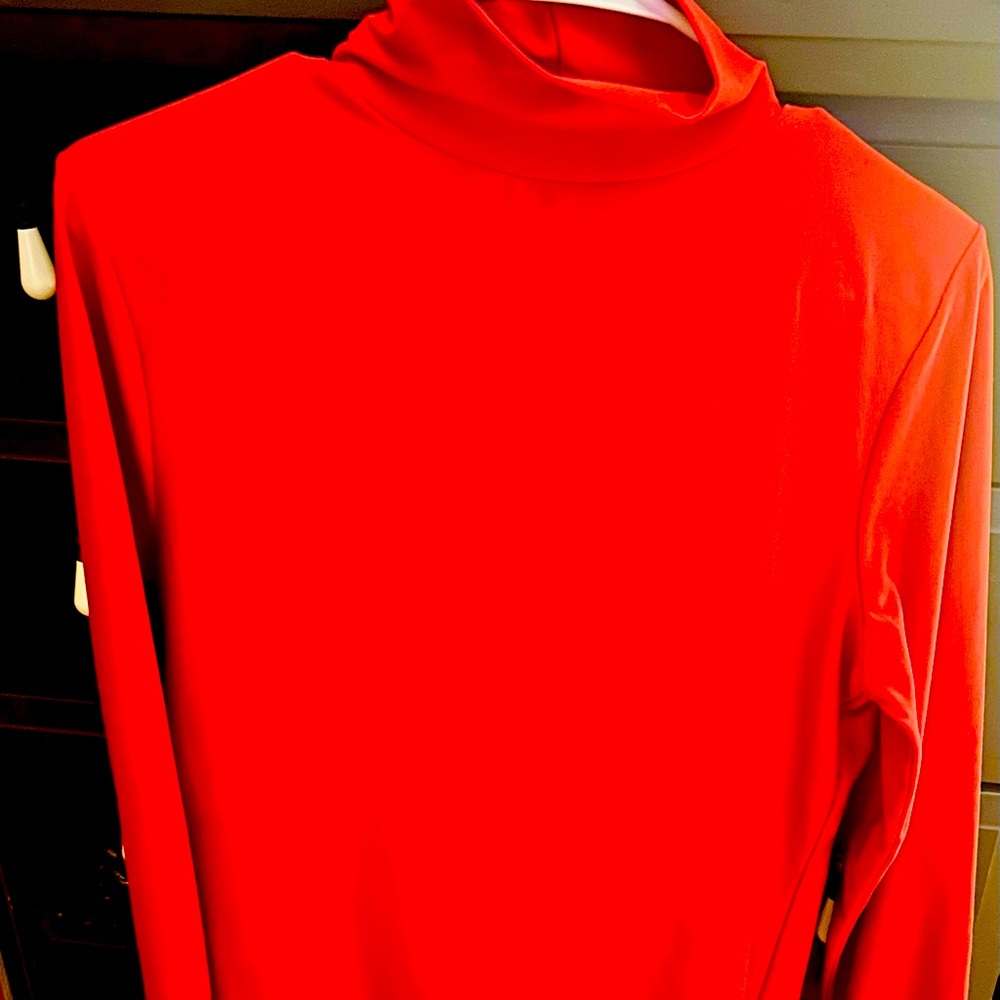 Spanx Turtleneck Classic Red Spanx Turtleneck with Comfort Lining sz Large